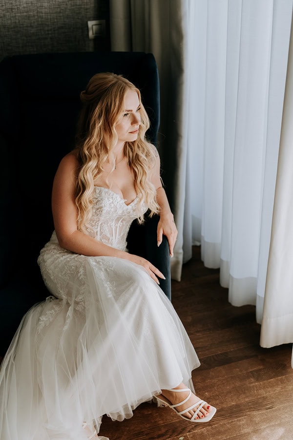 Garden Style Wedding With Romantic Details In Thessaloniki