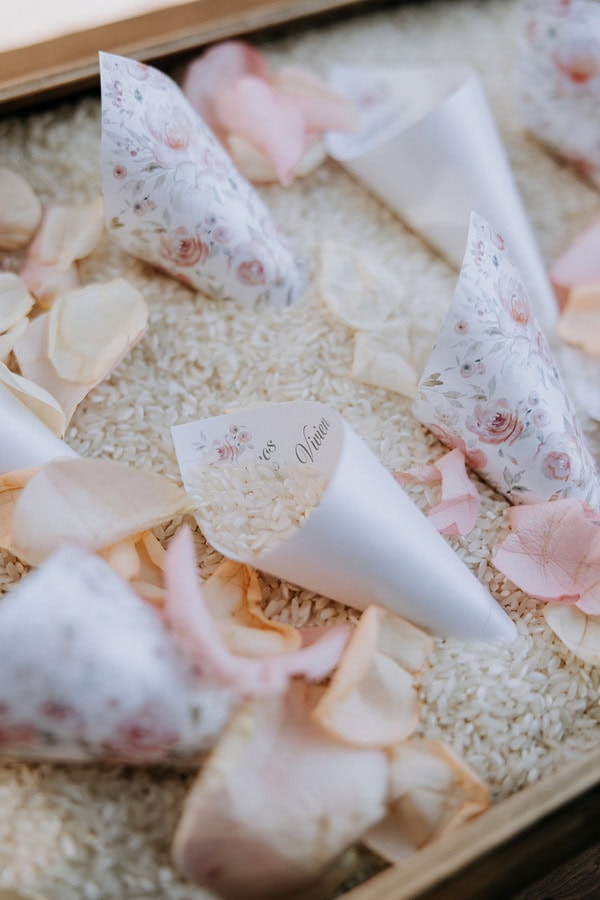 Garden Style Wedding With Romantic Details In Thessaloniki