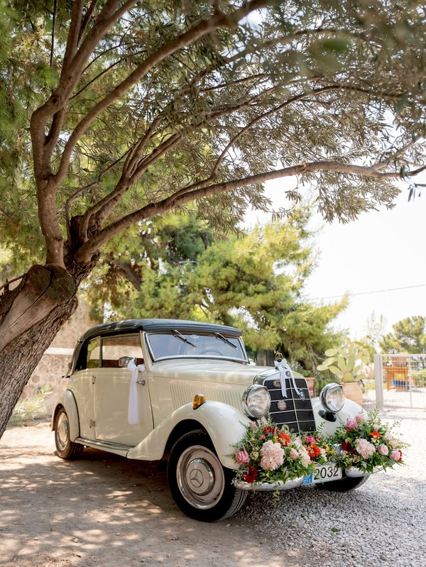 Romantic Summer Wedding Aegina Colorful Floral Arrangements