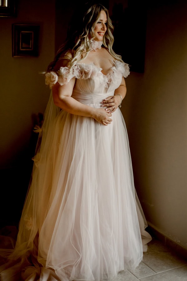 Romantic Summer Wedding In Naxos With White Orchids And Chic Details