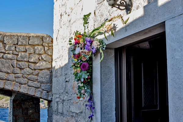 Romantic Wedding Chios Colorful Flowrs