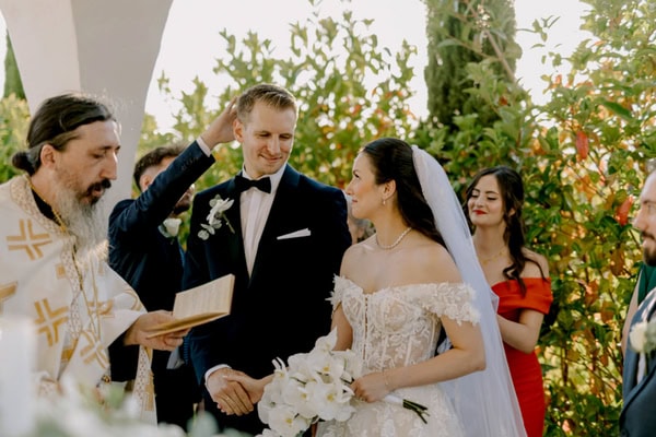 Ένας ρομαντικός γάμος με λευκές ορχιδέες στο Amaltheia The Place | Φένια & Χρήστος