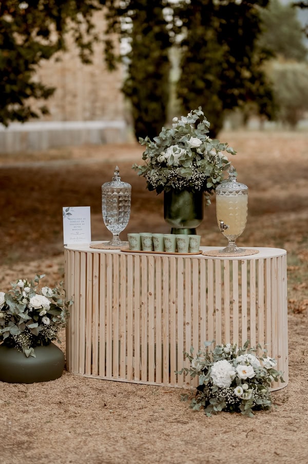 Romantic Wedding With White Roses And Rustic Chic Details