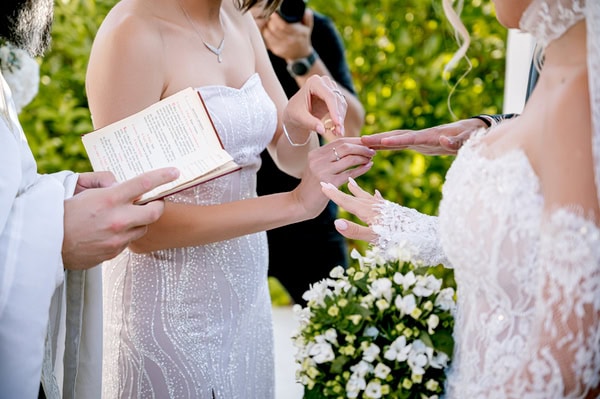 Spring Wedding Filled With White Flowers At Amaltheia The Place