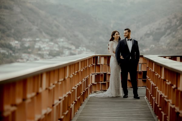 Stylish Autumn Wedding With Romantic Floral Arrangements