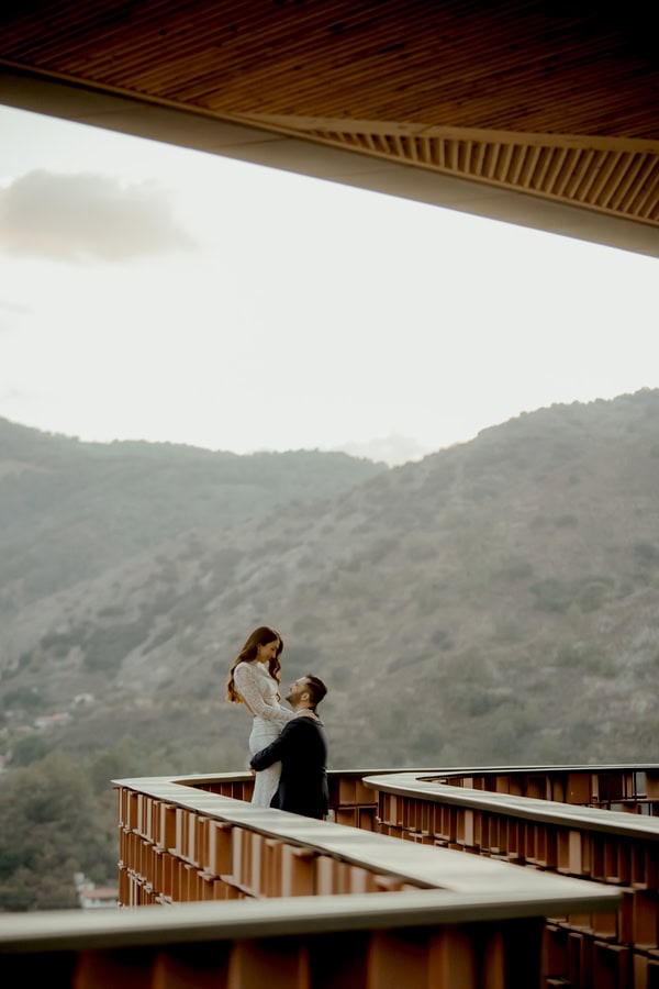 Stylish Autumn Wedding With Romantic Floral Arrangements