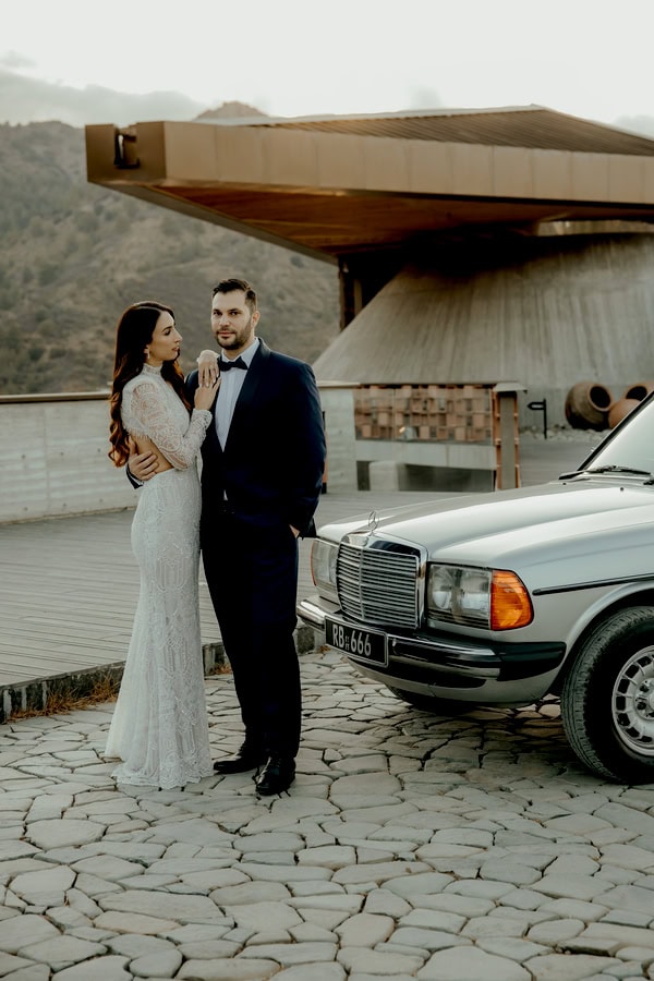 Stylish Autumn Wedding With Romantic Floral Arrangements