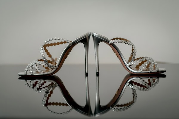 Stylish Autumn Wedding With Romantic Floral Arrangements