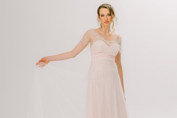 Stylish συλλογή νυφικών απο την Lamprini Mourouti