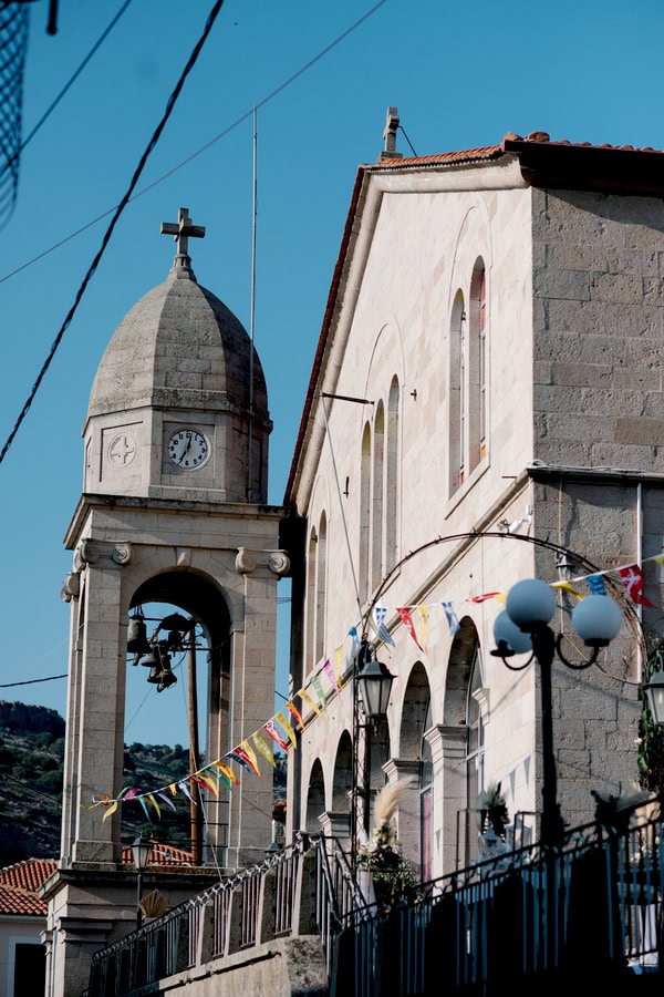 Summer Wedding In Lesvos With Touching Moments