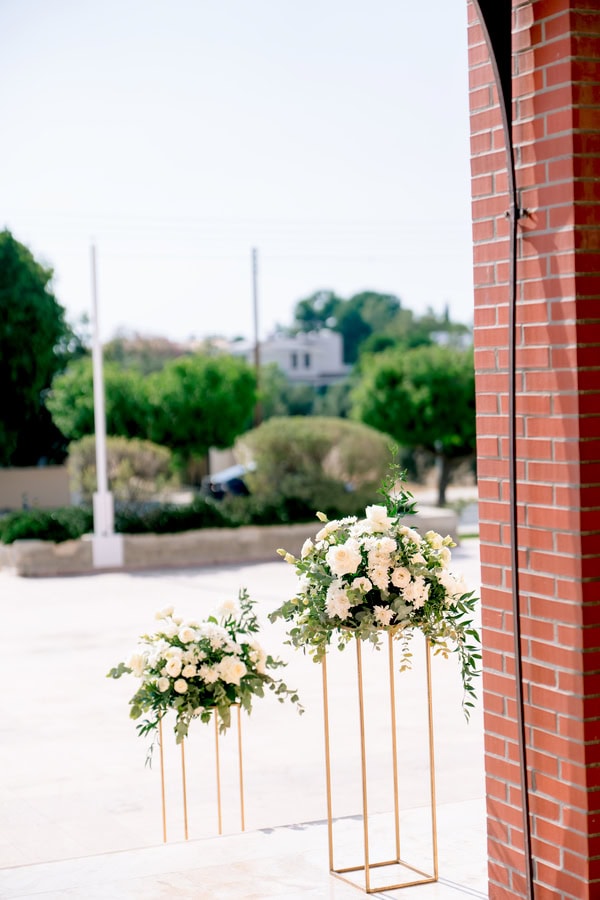 Summer Wedding With White Florals And Golden Details