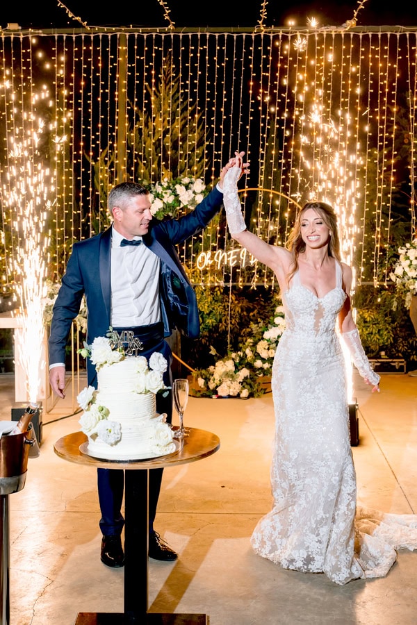 Summer Wedding With White Florals And Golden Details