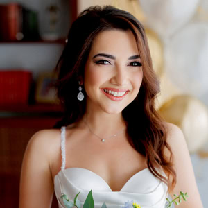 Vibrant αποχρώσεις και floral διακόσμηση σε έναν ρομαντικό φθινοπωρινό γάμο | Δέσποινα & Παναγιώτης