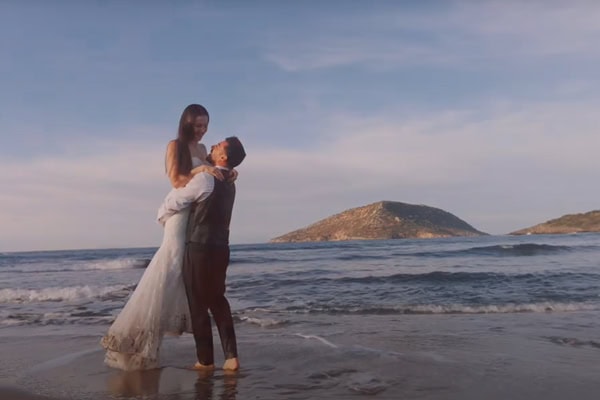 Ένα βίντεο γάμου-βάπτισης γεμάτο συγκίνηση και ευτυχία  | Έλενα & Ηλίας