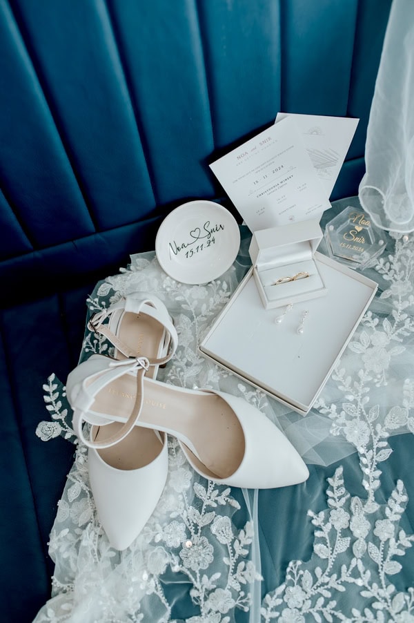 Winter Rustic Wedding At Picturesque Lefkara