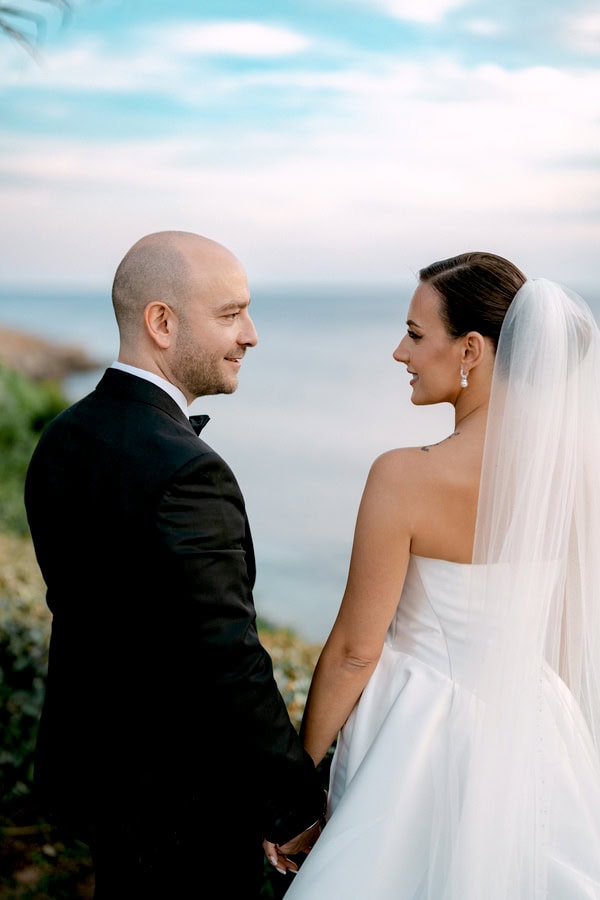 Dreamy Wedding With Romantic Decor And Sea View