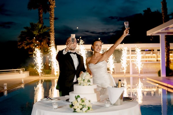 Dreamy Wedding With Romantic Decor And Sea View