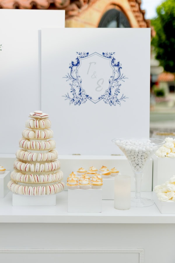 Minimal Chic Wedding With Blue Details And Flowers