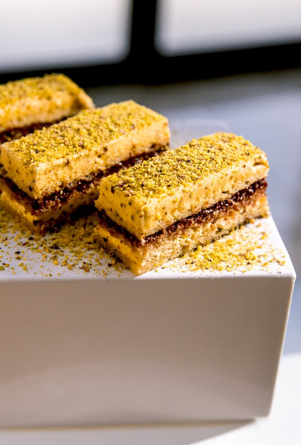 Mou Floon Brings Art French Pastry Your Wedding