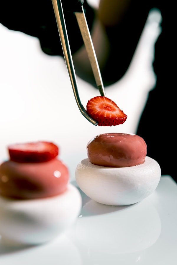 Mou Floon Brings Art French Pastry Your Wedding