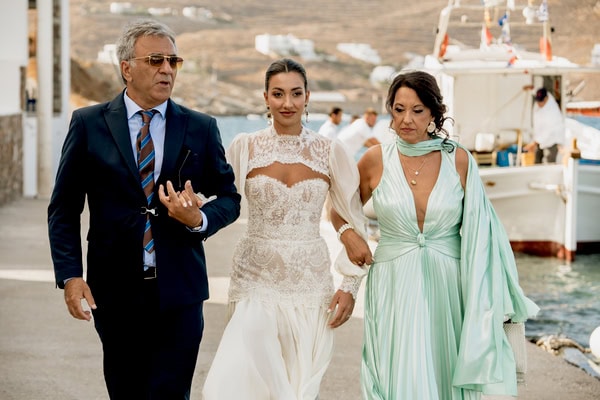 Naturally Chic Kythnos Wedding With White Roses And Eucalyptus