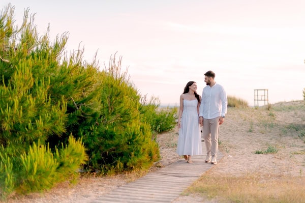 Romantic Seaside Photoshoot In Kalogria