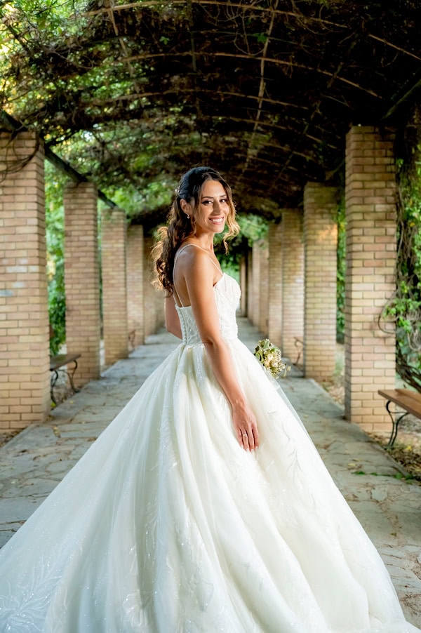 Romantic Summer Wedding In Athens With Chic Details