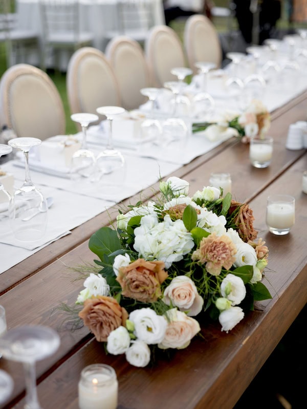 Romantic Summer Wedding In Thessaloniki With Roses And Hydrangeas