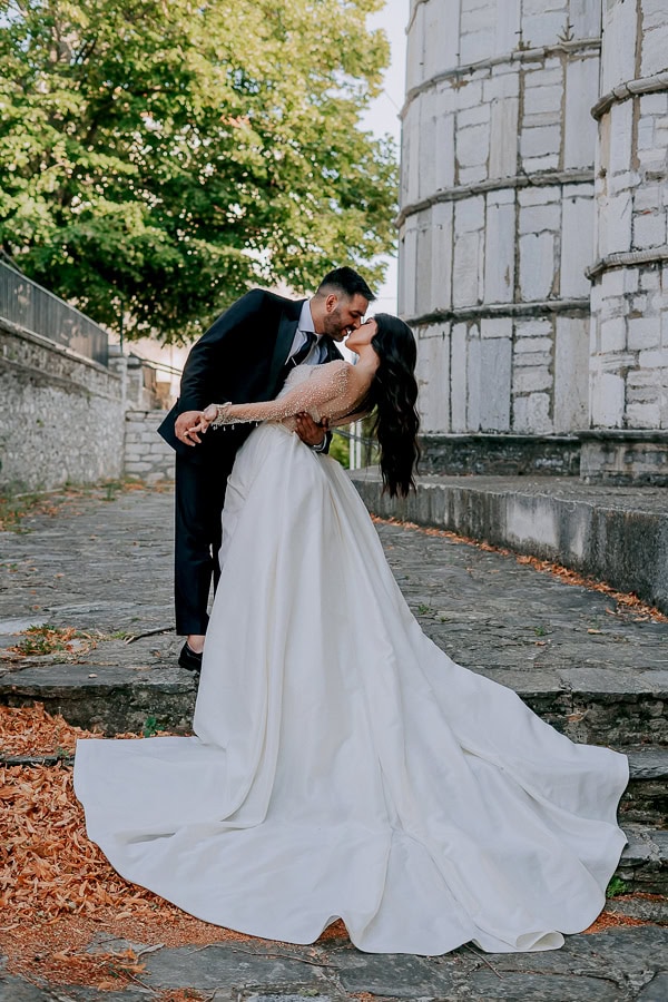 Romantic Wedding Volos All White Flowers