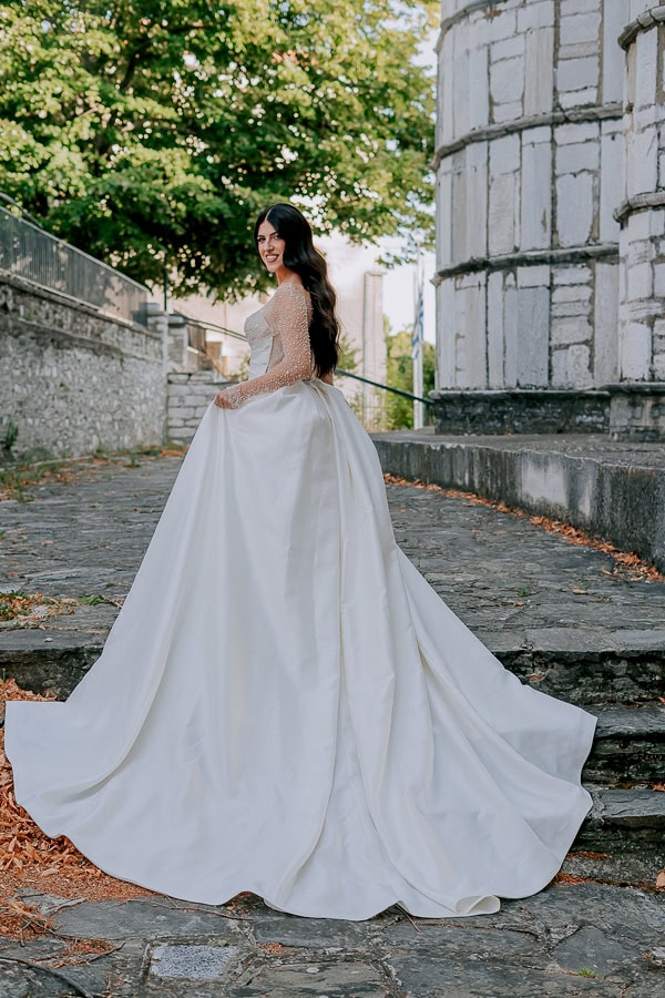 Romantic Wedding Volos All White Flowers