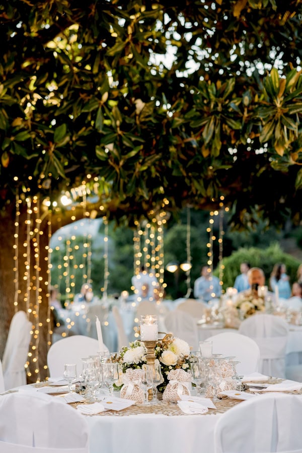 Romantic Wedding With White Flowers And Golden Details