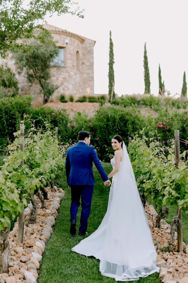 Spring Wedding In Athens With Romantic Pastel Decor
