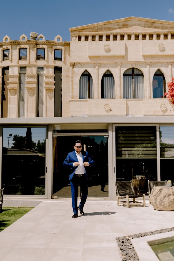 Spring Wedding In Athens With Romantic Pastel Decor