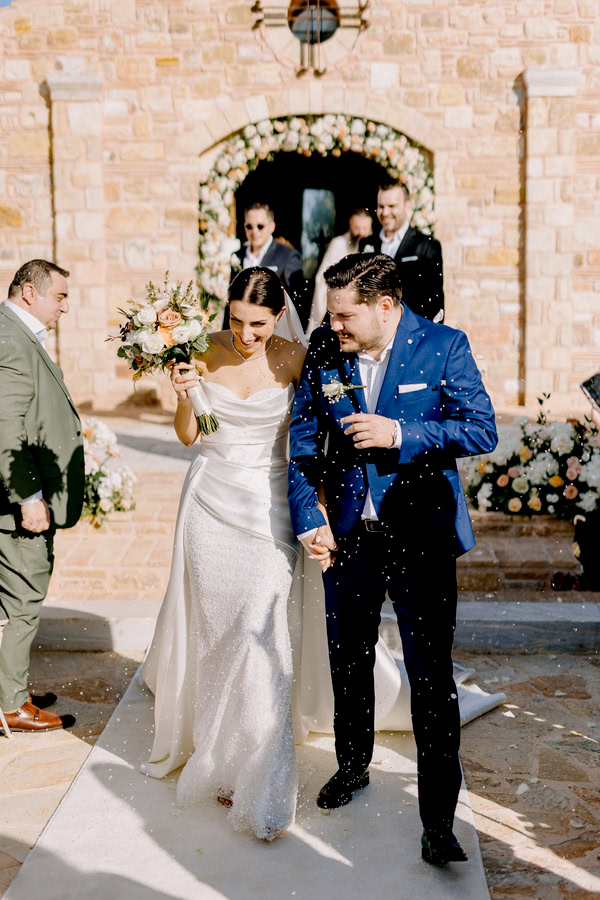 Spring Wedding In Athens With Romantic Pastel Decor