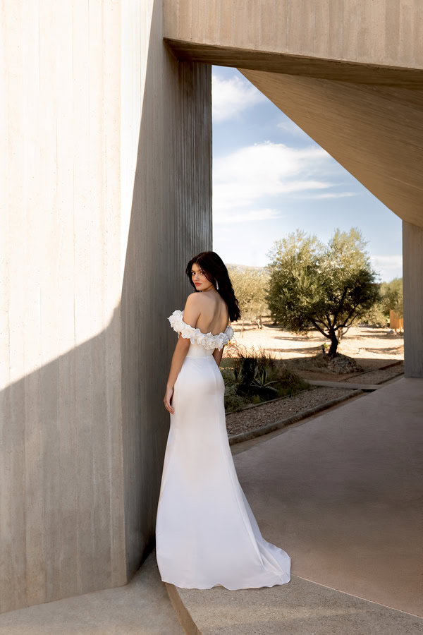 Stunning Oreosposa Designs By Demetrios For The Stylish Bride