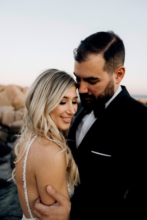 Summer Minimal Chic Wedding With White Hydrangeas And Babys Breath