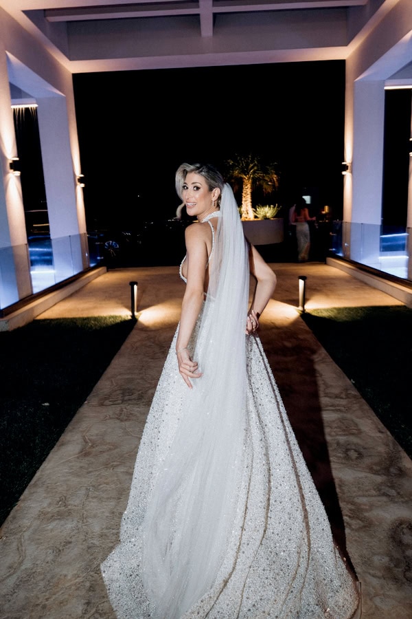 Summer Minimal Chic Wedding With White Hydrangeas And Babys Breath