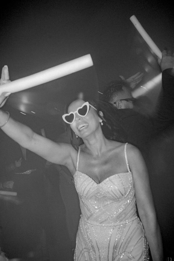 Summer Wedding In Agrinio With White Hydrangeas And Roses