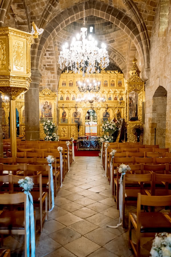 Summer Wedding In Nicosia With Beautiful Details