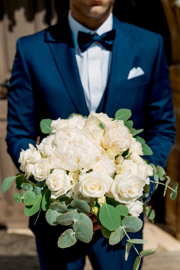 Summer Wedding In Nicosia With Beautiful Details