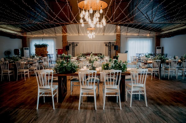 Chic Spring Wedding Ktima Deda Floral Details