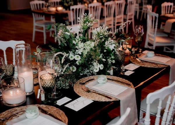Chic Spring Wedding Ktima Deda Floral Details