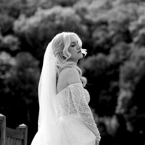 Όμορφος φθινοπωρινός γάμος στην Θεσσαλονίκη με chic λεπτομέρειες | Στέλλα & Θεολόγος