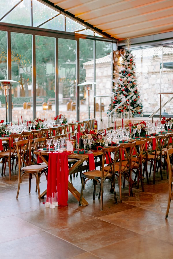 Holiday Season Wedding With Christmas Magic