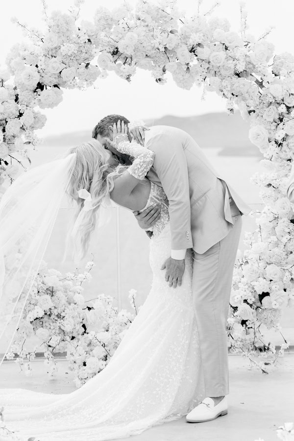 Modern Neutral Wedding With Breathtaking Views