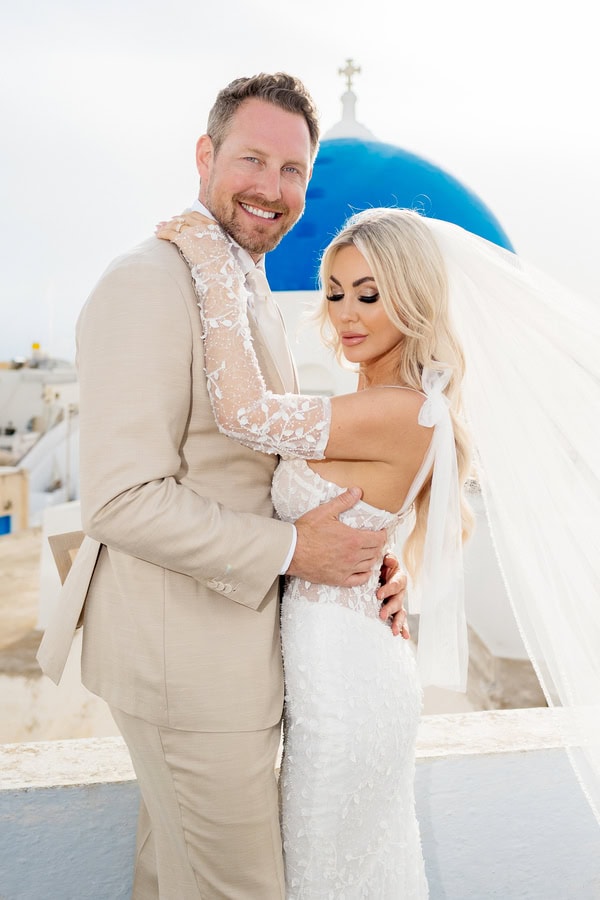 Modern Neutral Wedding With Breathtaking Views