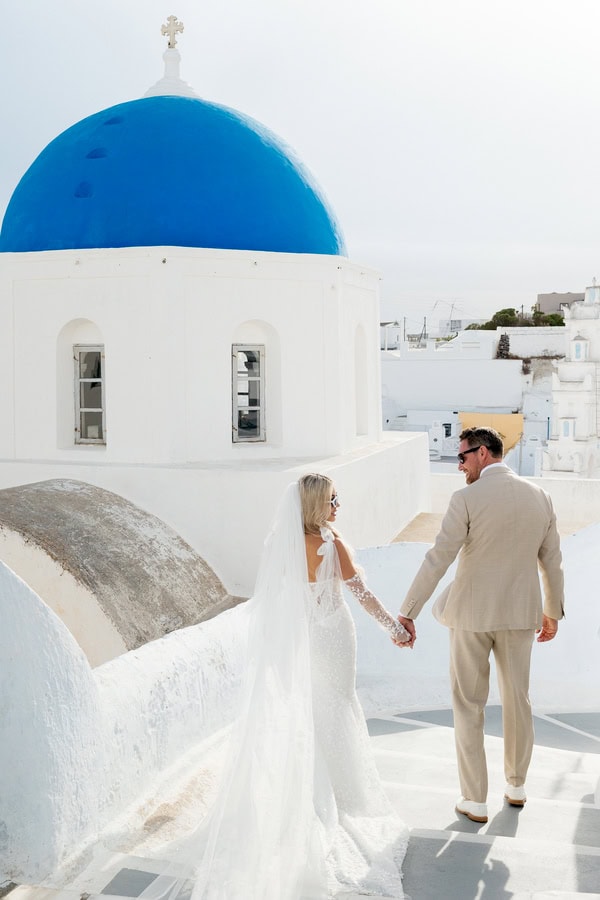 Modern Neutral Wedding With Breathtaking Views