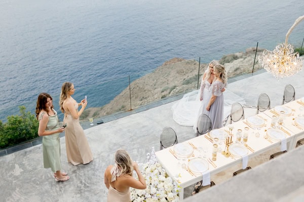 Modern Neutral Wedding With Breathtaking Views