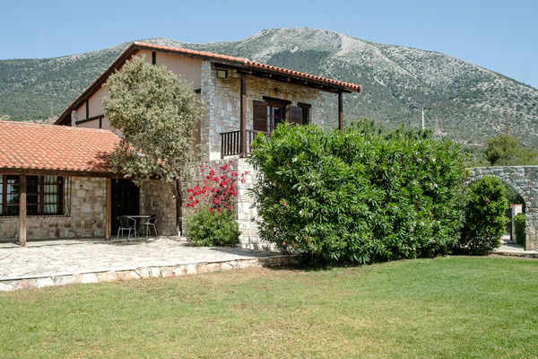 Plan Your Wedding At Ktima Kekropia With Unique Style