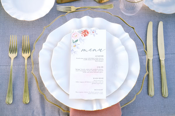 Romantic Wedding Editorial Filled With Soft Pastel Florals